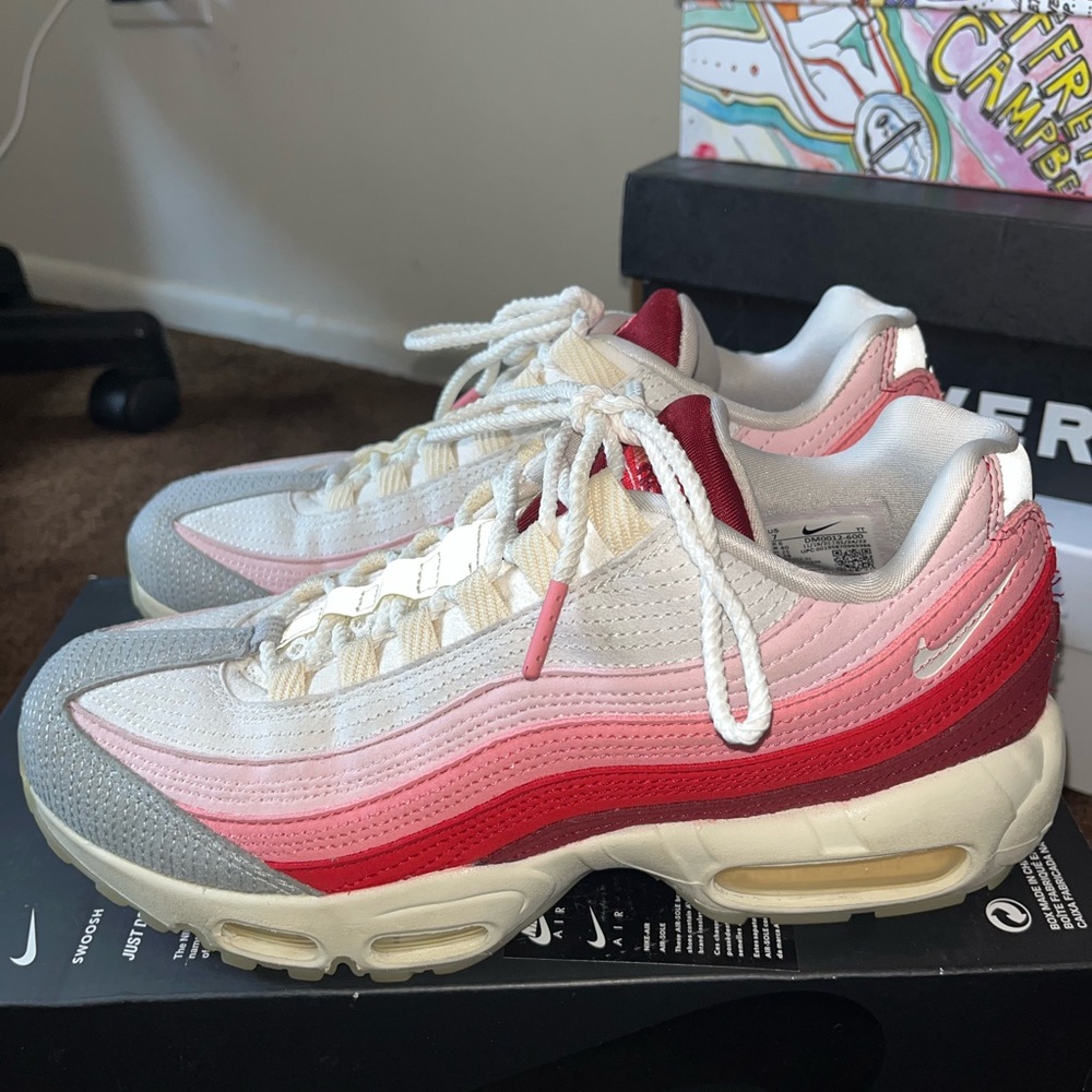 Nike Air Max 95 QS Men’s 7 (women’s 8.5) TEAM RED/SUMMIT WHITE